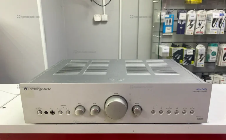усилитель мощности CAMBRIDGE AZUR 640A