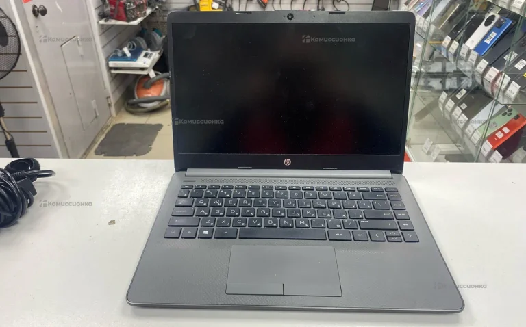 Ноутбук  hp 245 gb