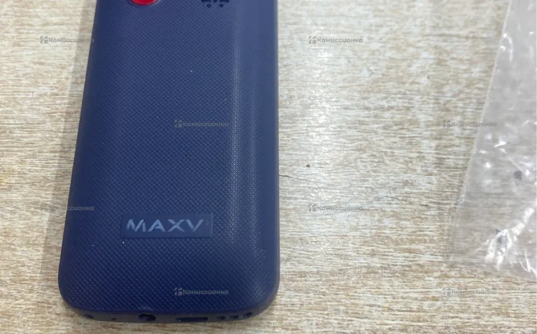 Maxvi кнопочный телефон B100DS
