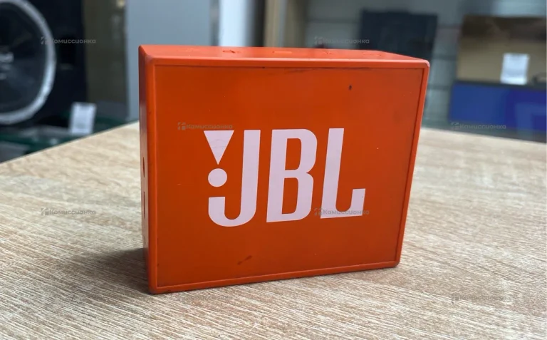Колонка  JBL