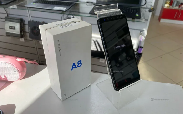 Samsung Galaxy A8 (2018) 4/64 ГБ