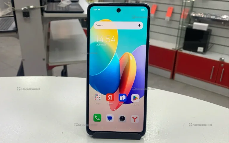 Tecno Spark Go 2 4/128 ГБ