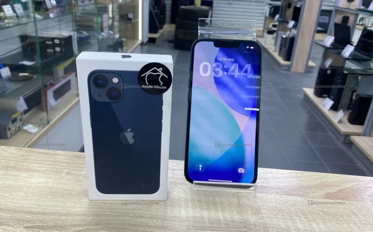 Apple iPhone 13 4/256 ГБ