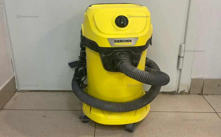 Строительный пылесос Karcher Wd3