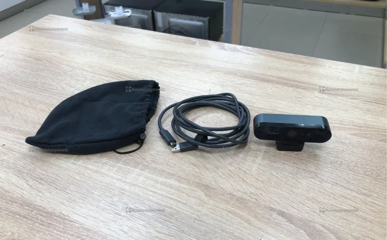 Камера Logitech brio 4k