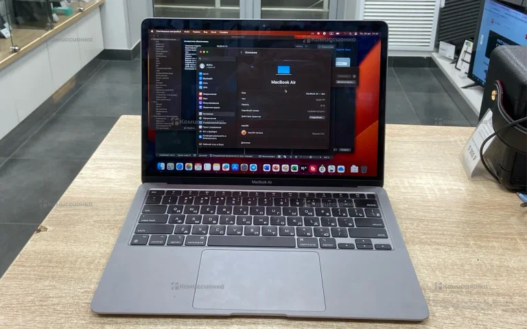 Ноутбук  MacBook Air M1 2020
