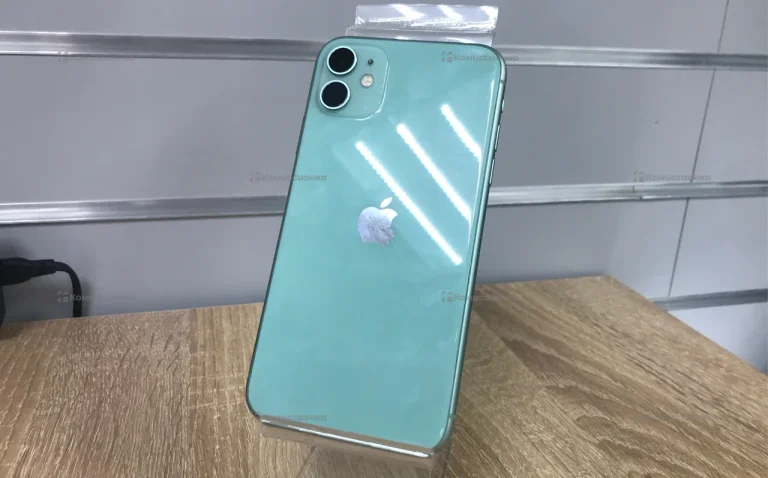 Apple iPhone 11 4/64 ГБ