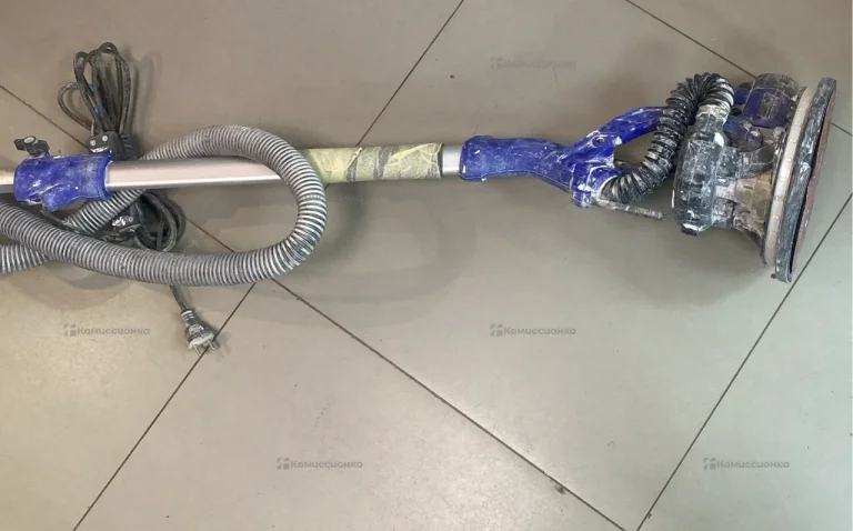 Жираф для стен