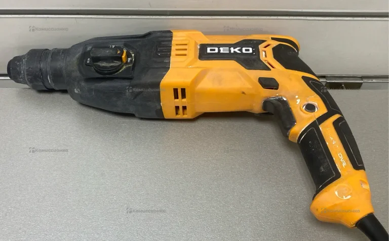 Перфоратор сетевой DEKO DKH950W