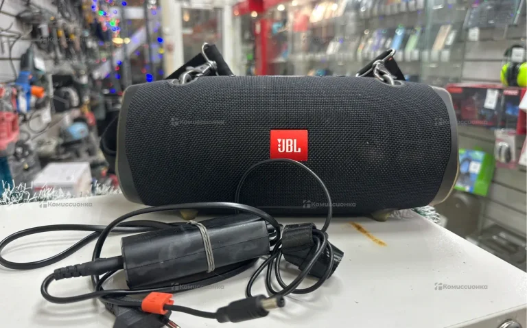 Колонка  JBL Xtreem 2