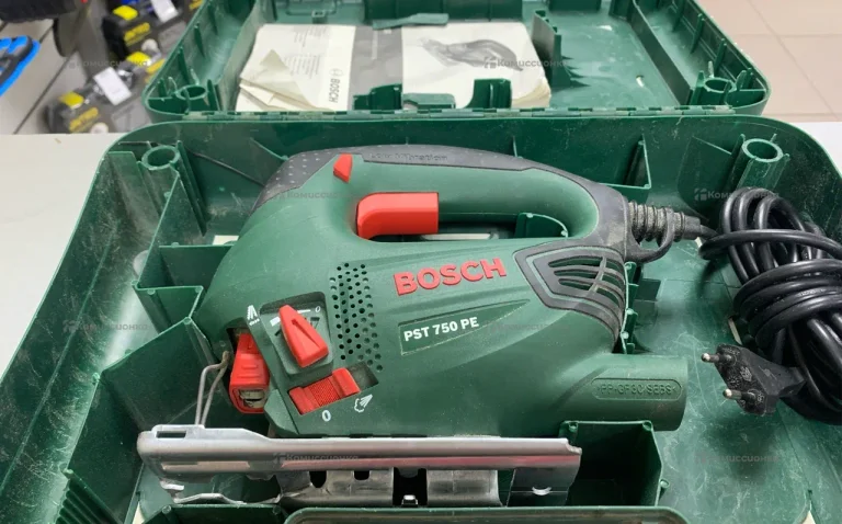 Электролобзик Bosch pst 750