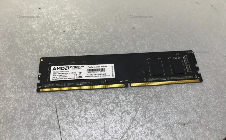 Оперативная память AMD DDR4 (4)
