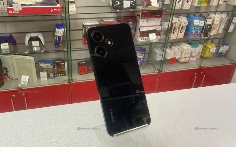 Infinix Hot 30 Play 8/128 ГБ
