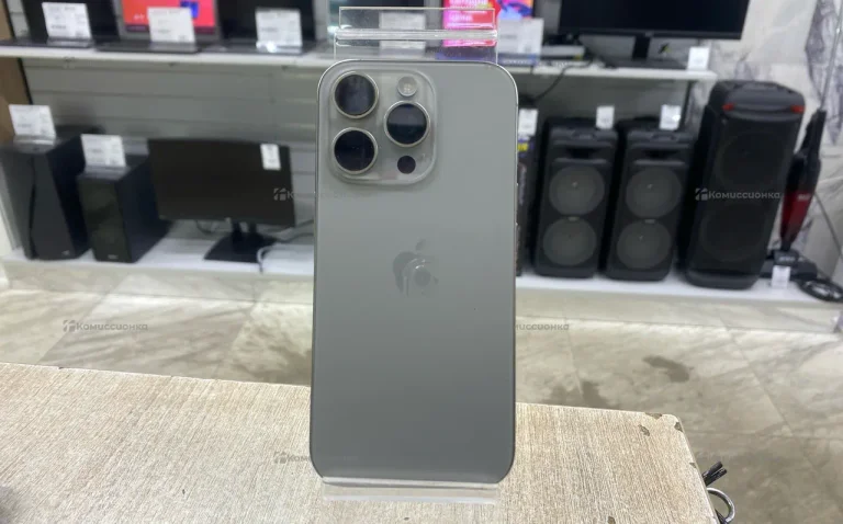 Apple iPhone 16 Pro 8/256 ГБ