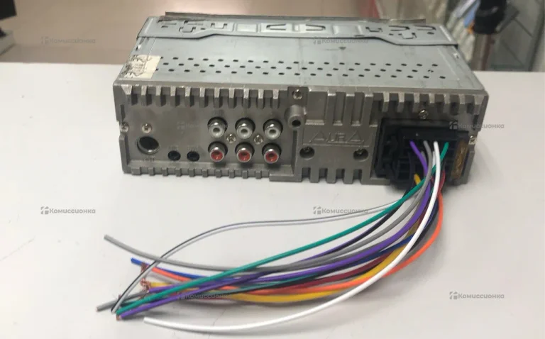 Автомагнитола  Aura Amh-77dsp