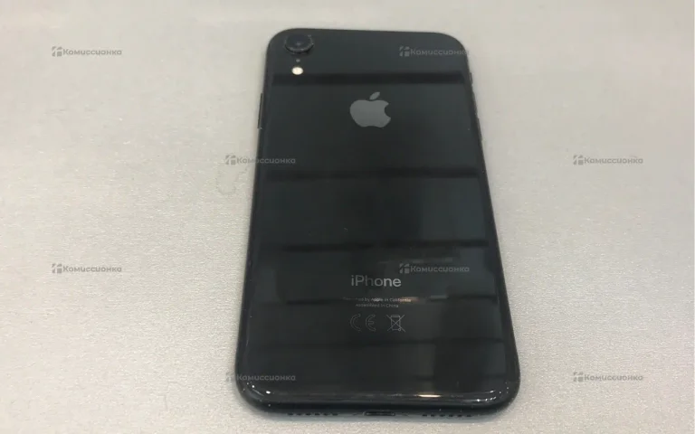 Apple iPhone. XR 64 ГБ