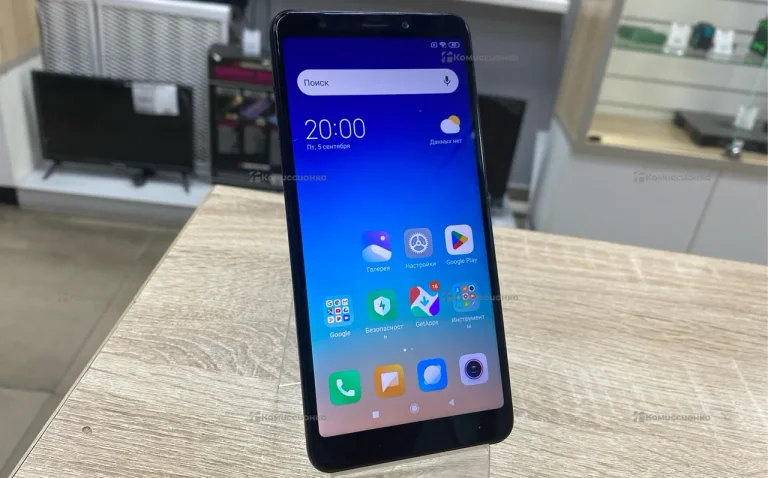 Xiaomi Redmi 5 3/32 ГБ