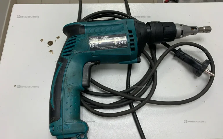 Шуруповерт makita FS4000