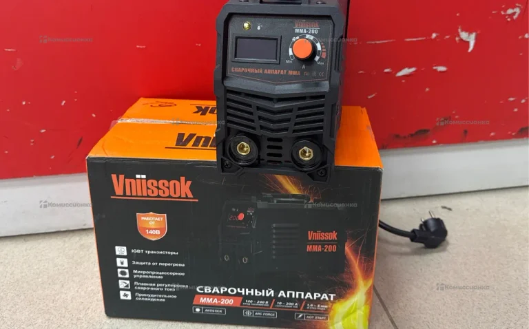 Сварочный Vniissok MMA-200