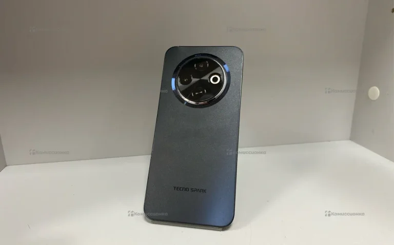Tecno Spark 30C 4/128 ГБ