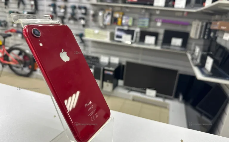 Apple iPhone XR 3/64 ГБ