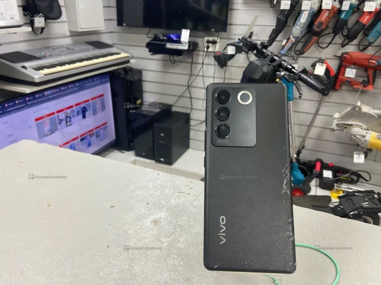 Vivo V27 8/256 ГБ
