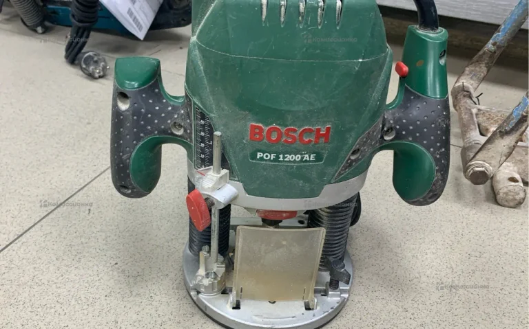Фрезер Bosch POF 1200 AE