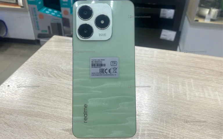 Realme C63 8/256 ГБ