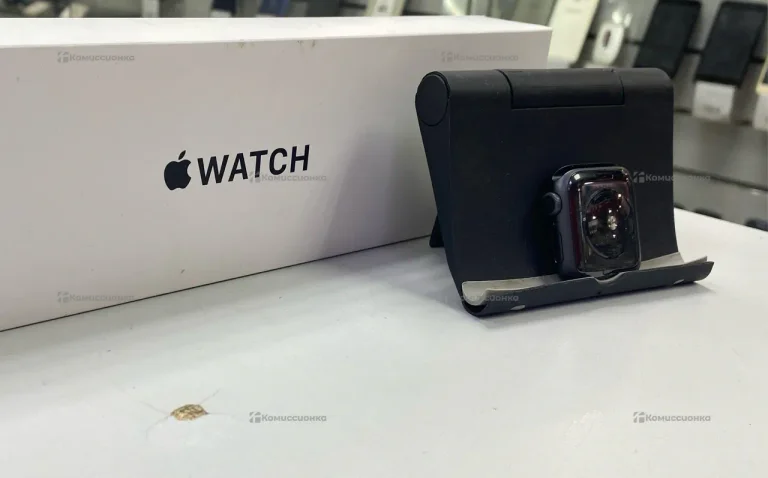 Часы  Apple Watch SE 40mm