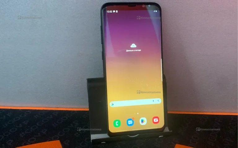 Samsung Galaxy S8+ 4/64 ГБ