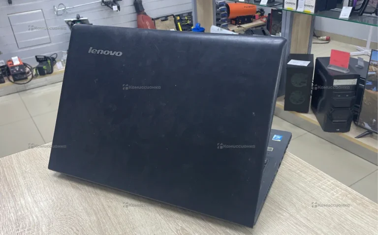 Ноутбук  Lenovo 80qq