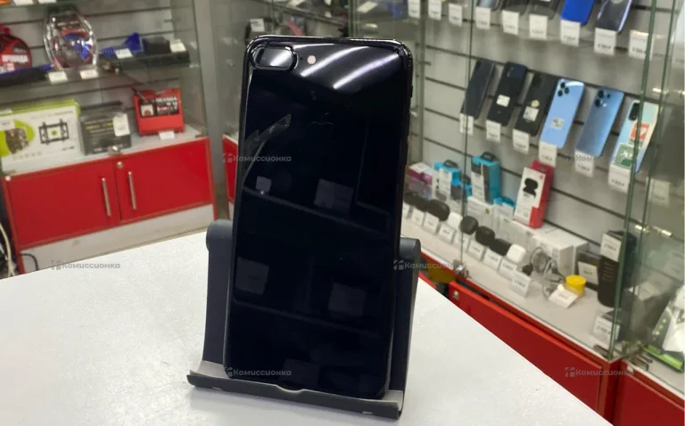 Apple iPhone 7 Plus 3/128 ГБ