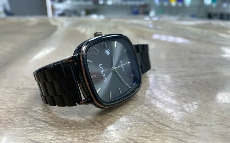 Часы Casio black