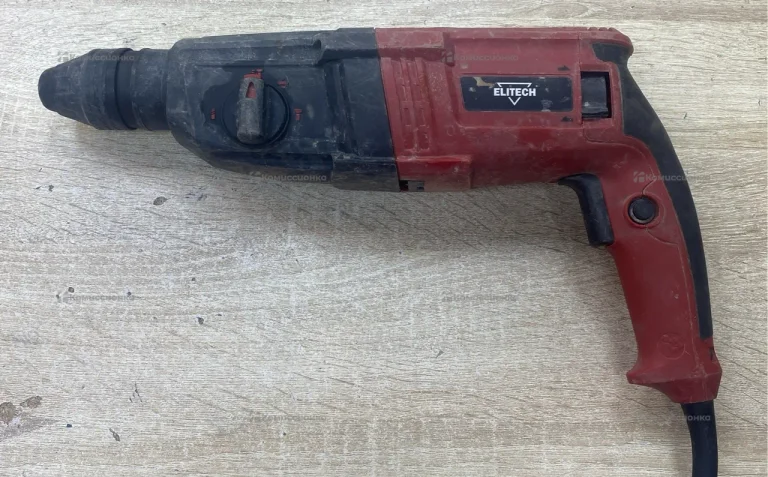 Перфоратор Elitech П 3-28РЭМ