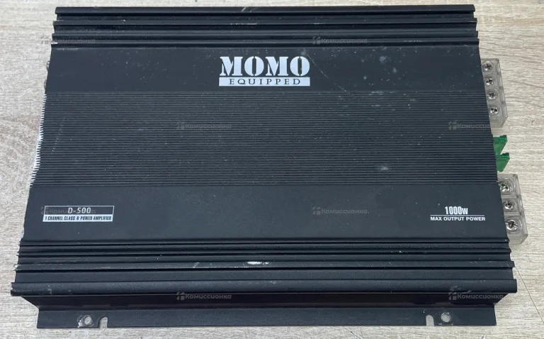 Усилитель  MOMO equipped D-500