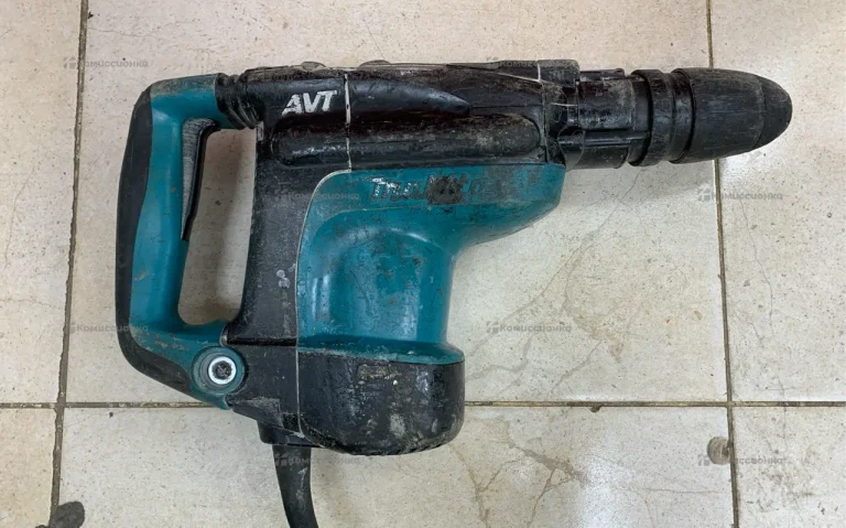 Перфоратор makita HR4011C