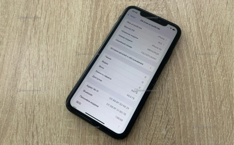 Apple iPhone XR 3/64 ГБ