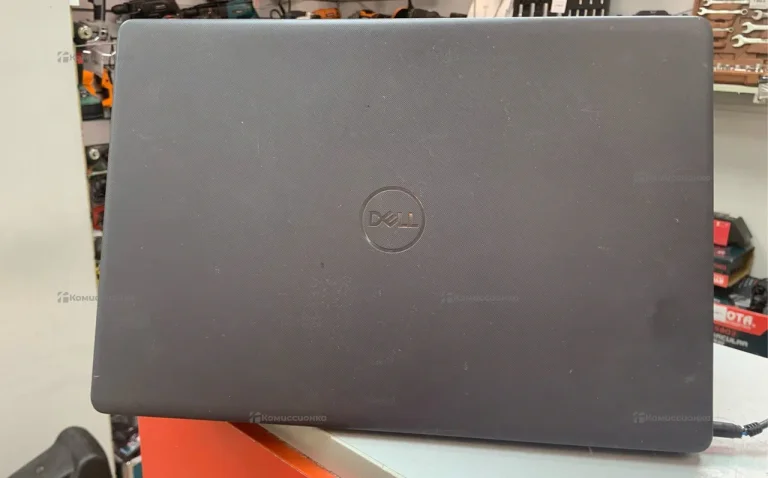 Ноутбук  Dell vostro 3500