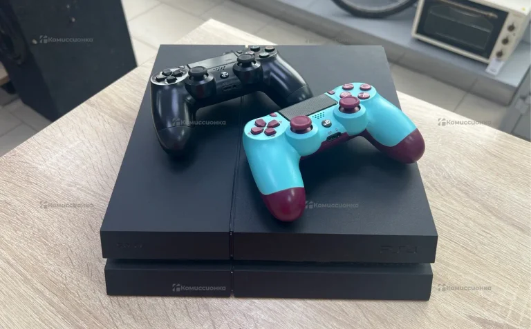 Приставка PS4. PS Fat 500