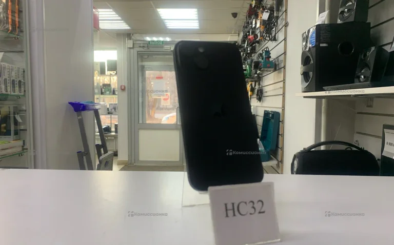 Apple iPhone 15 6/128 ГБ