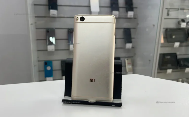 Xiaomi Mi 5s 3/64 ГБ