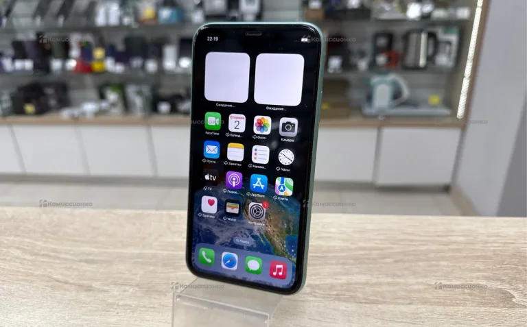 Apple iPhone 11 4/128 ГБ