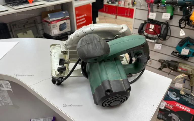 Дисковая пила Калибр ЭПД-1300