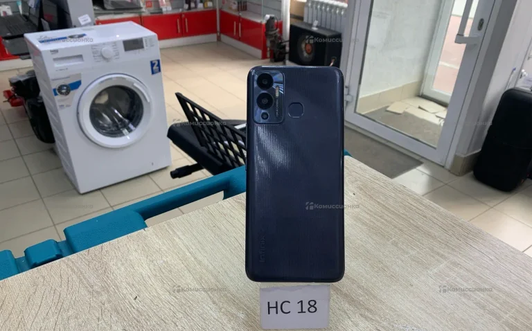 Infinix HOT 12 PLAY NFC 4/64Gb