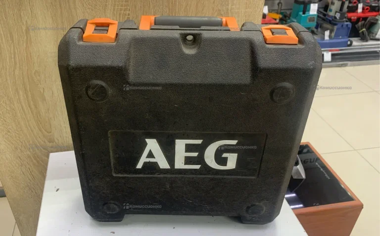 Аккумуляторная дрель-шуруповерт AEG BS18G4-202C