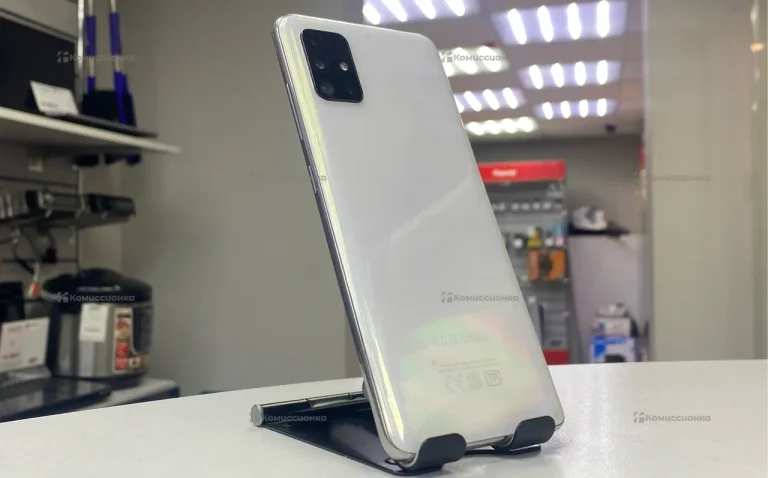 Samsung Galaxy A51 4/64 ГБ
