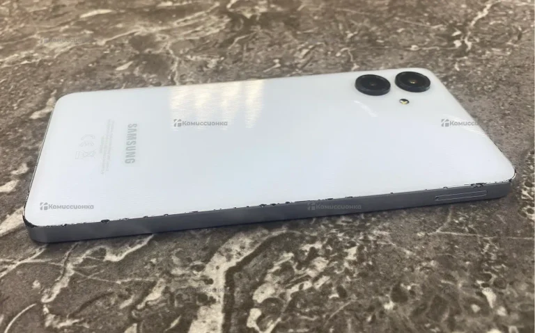 Samsung Galaxy A06