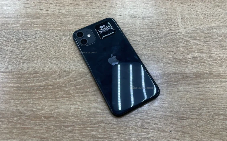 Apple iPhone 11 4/64 ГБ