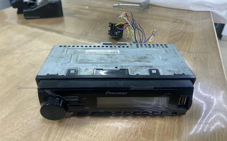 Автомагнитола  Pioneer MVH-190U
