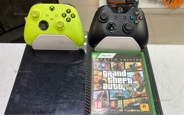 Приставка Xbox One 500Gb